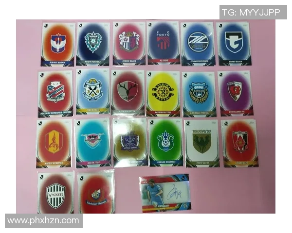 以球星卡布料足球为灵感探索运动与时尚跨界融合的新潮流