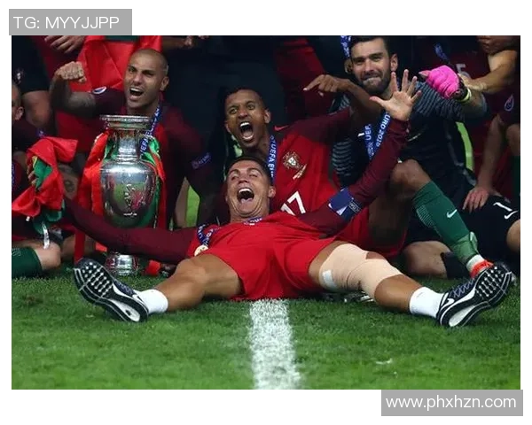 德国足球两大奇葩球星全解析:另类风格与离经叛道的职业之路 德国足球两大奇葩球星全解析:另类风格与离经叛道的职业之路